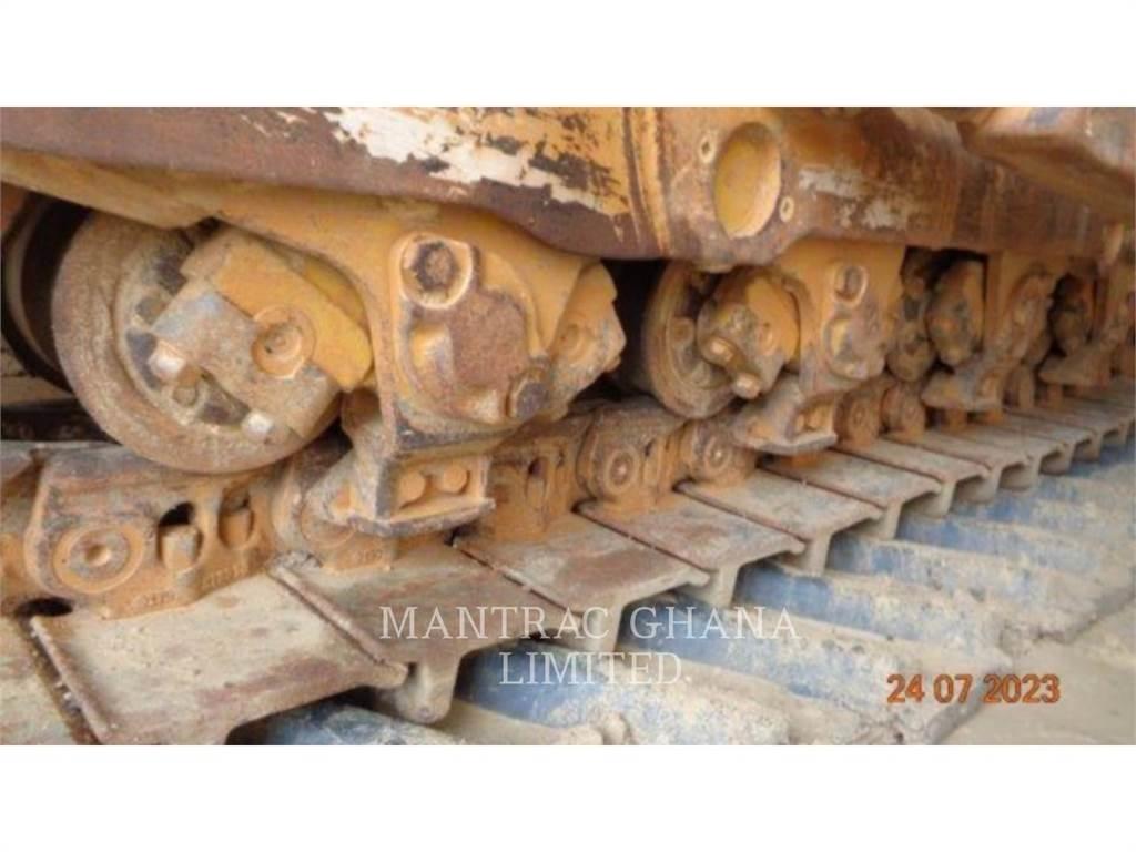 CAT D8R Buldozere pe senile