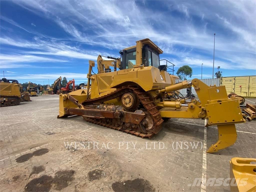 CAT D8T Buldozere pe senile