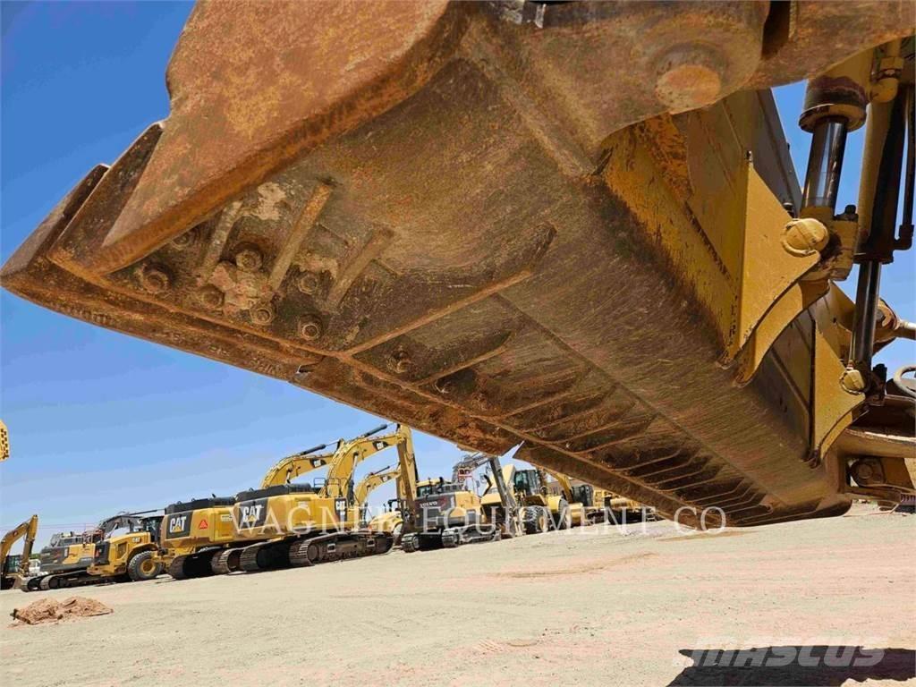 CAT D8T Buldozere pe senile