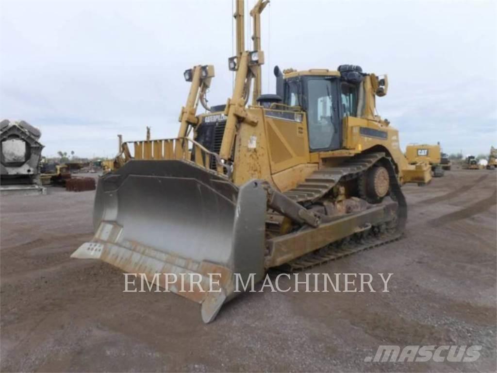CAT D8T Buldozere pe senile