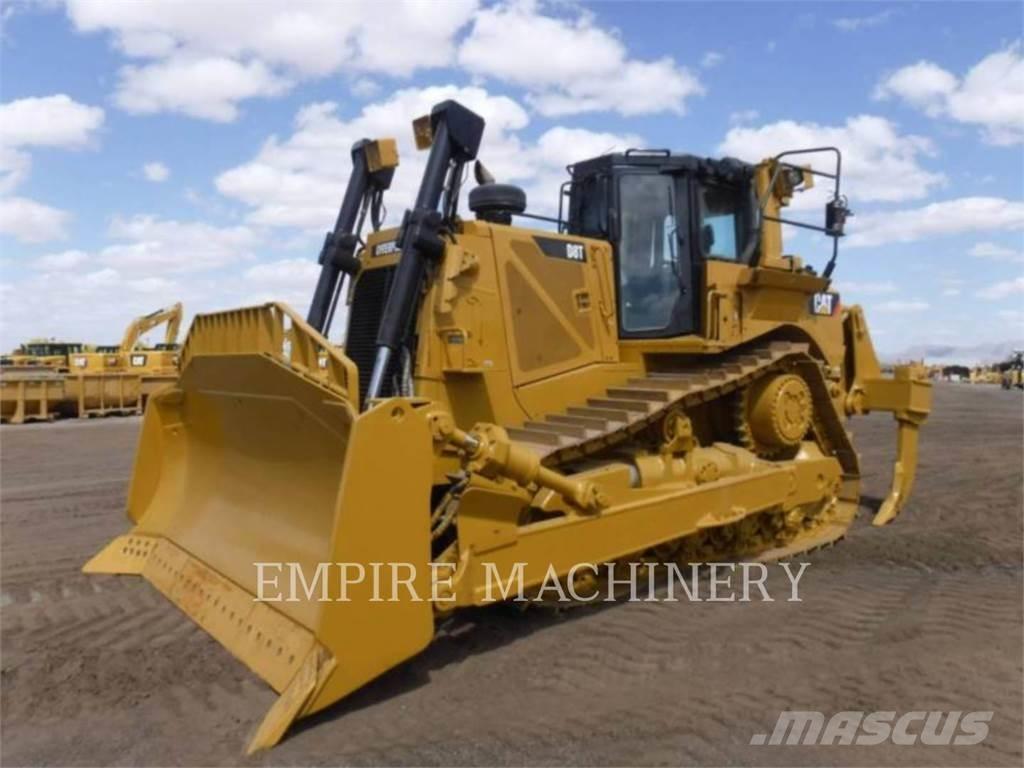 CAT D8T Buldozere pe senile