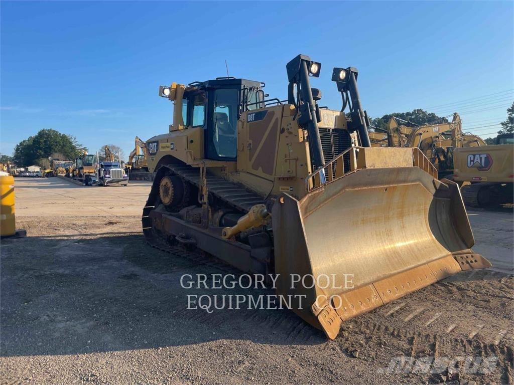 CAT D8T Buldozere pe senile