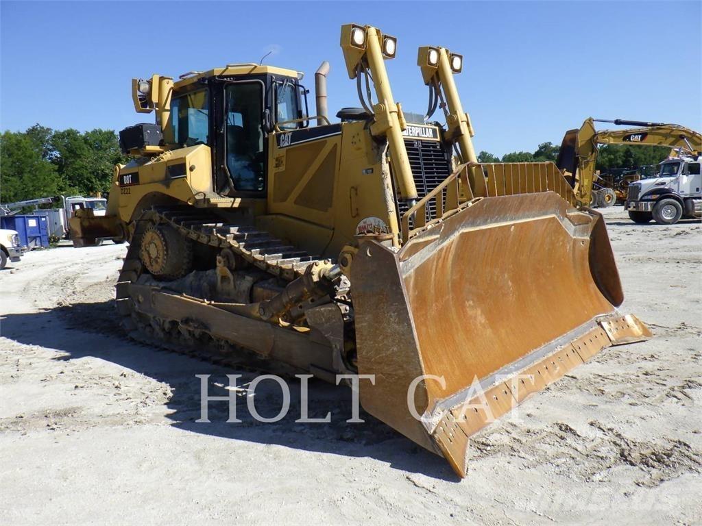 CAT D8T Buldozere pe senile