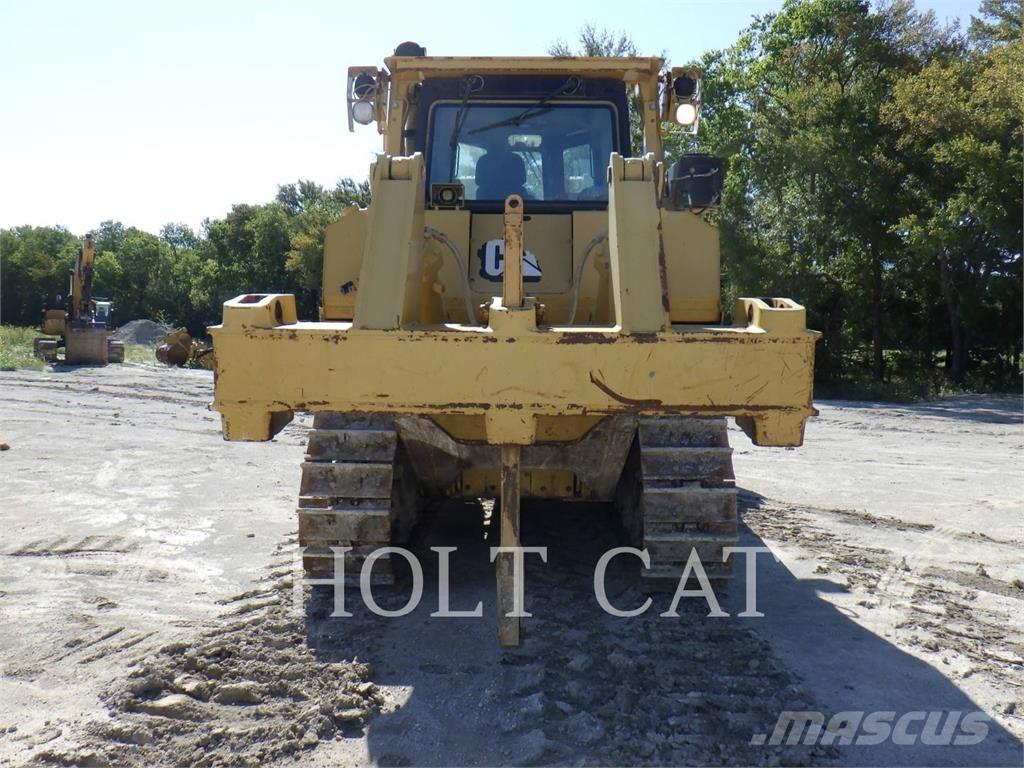 CAT D8T Buldozere pe senile