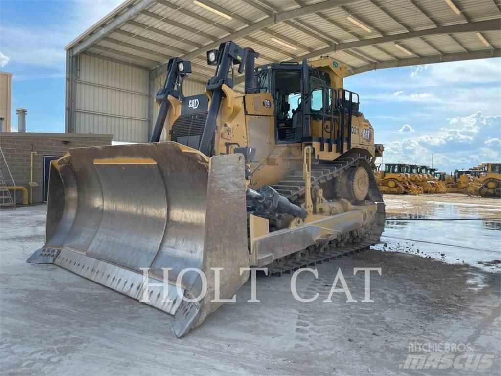 CAT D9 Buldozere pe senile