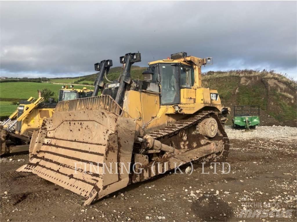 CAT D9 Buldozere pe senile