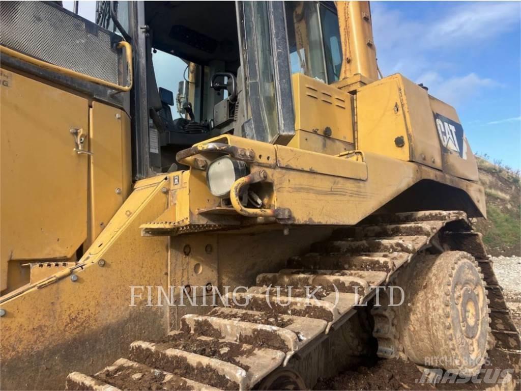 CAT D9 Buldozere pe senile