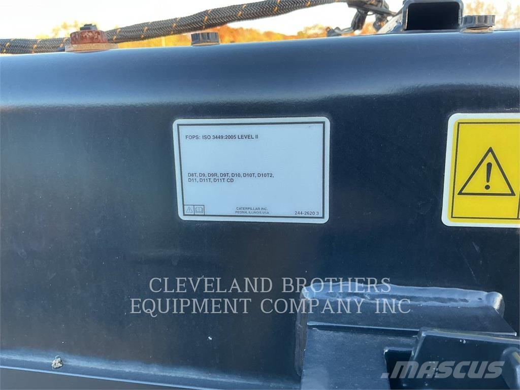 CAT D9 Buldozere pe senile