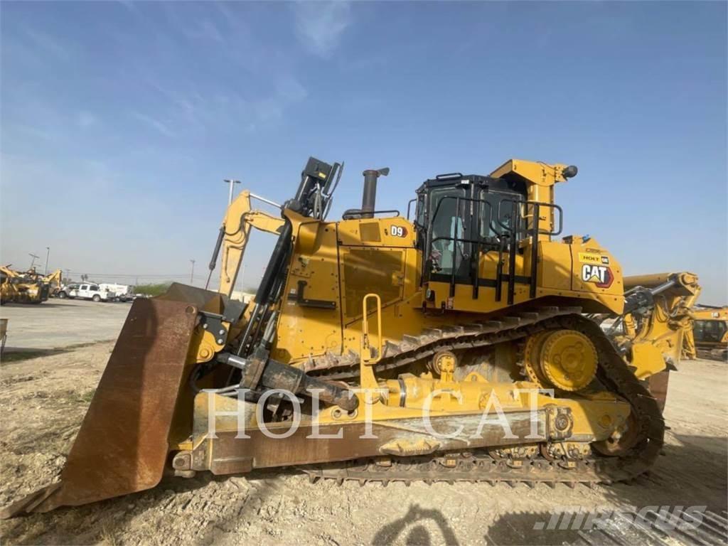 CAT D9 3D Buldozere pe senile