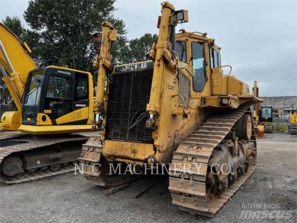 CAT D9N Buldozere pe senile