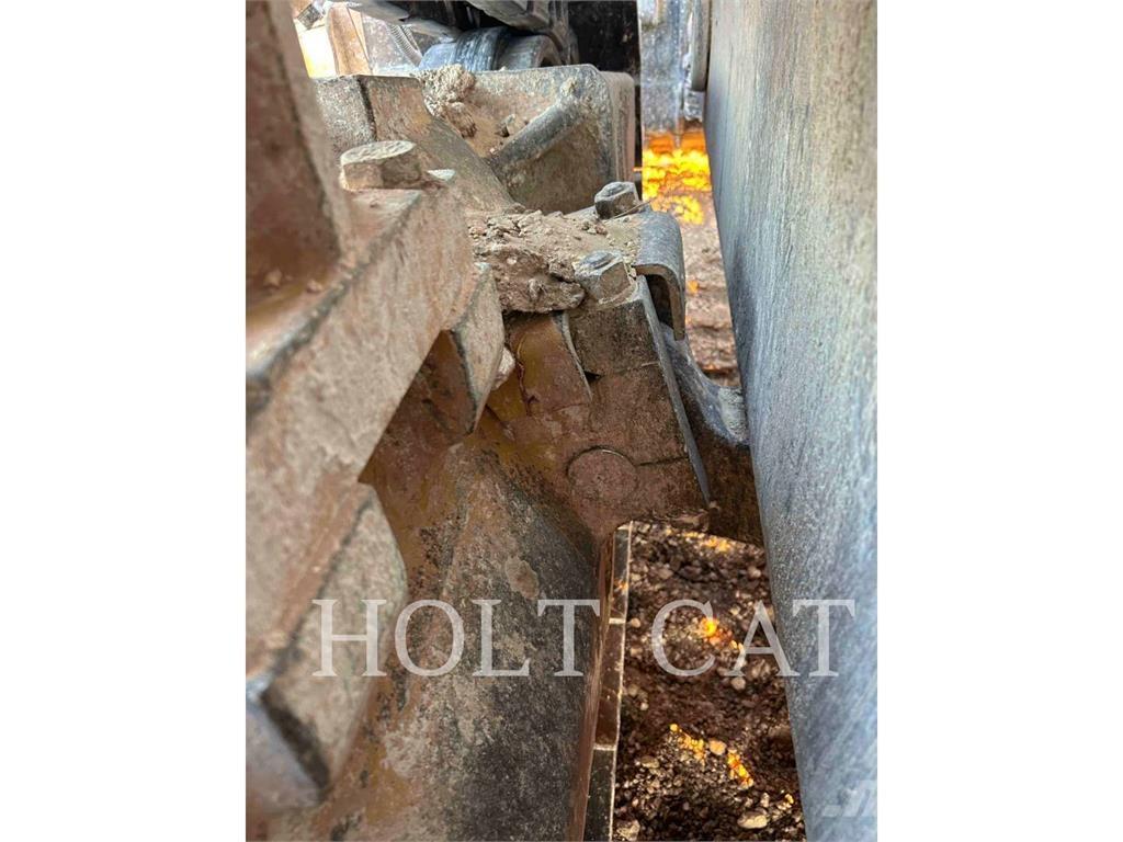 CAT D9T Buldozere pe senile
