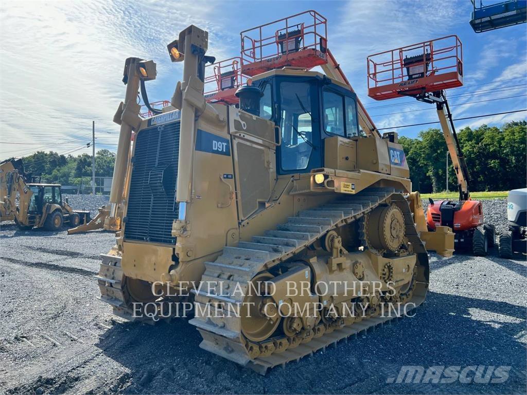 CAT D9T Buldozere pe senile