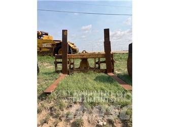 CAT FK38P60 Incarcator pe pneuri