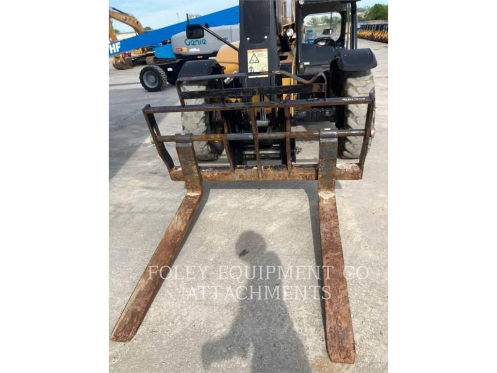 CAT FKTHT60W Stivuitoare telescopice