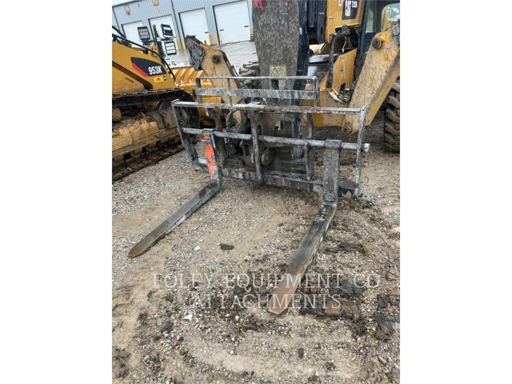 CAT FKTHT72W Stivuitoare telescopice