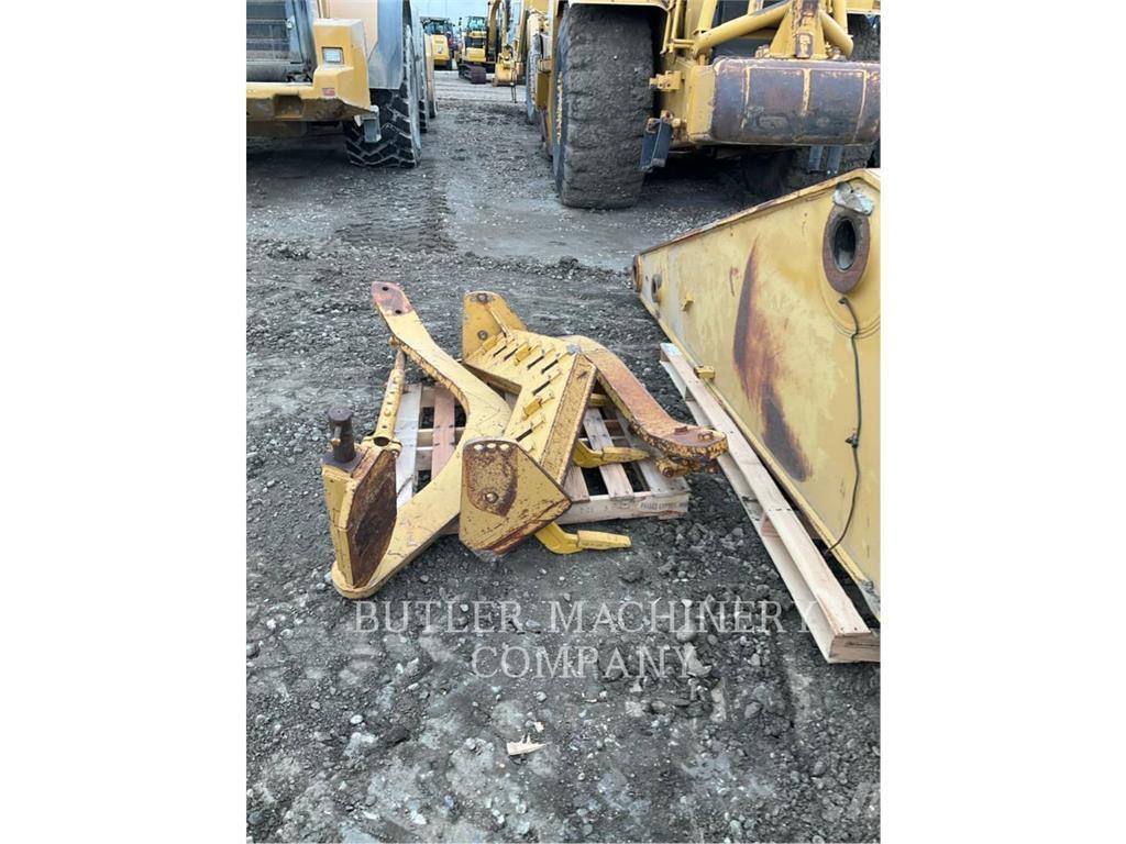 CAT FRONT SCARIFIER Scarificatoare