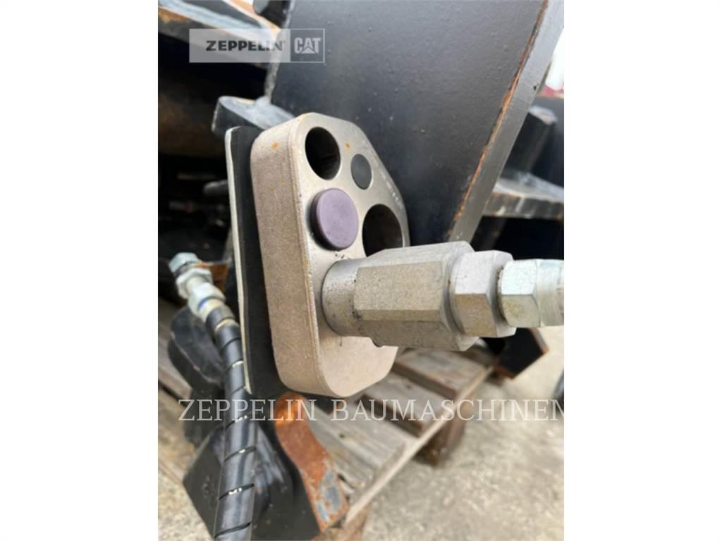 CAT GLV2200MM / CW30 Excavatoare de santuri