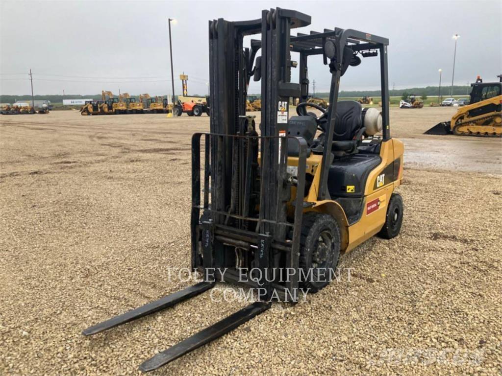 CAT GP25N Excavatoare de demolare