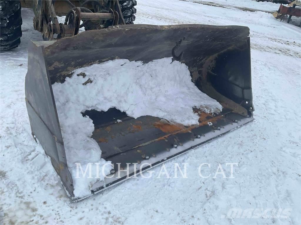 CAT IT28G Incarcator pe pneuri