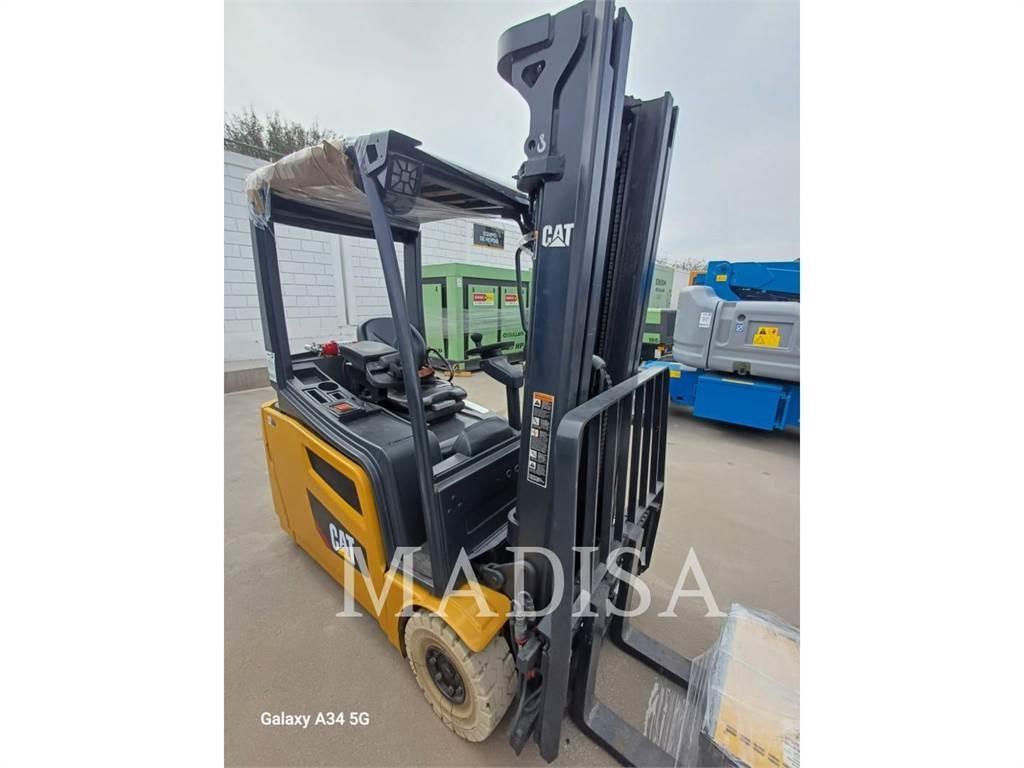 CAT LIFT TRUCKS 2ET3000 Strivuitoare-altele