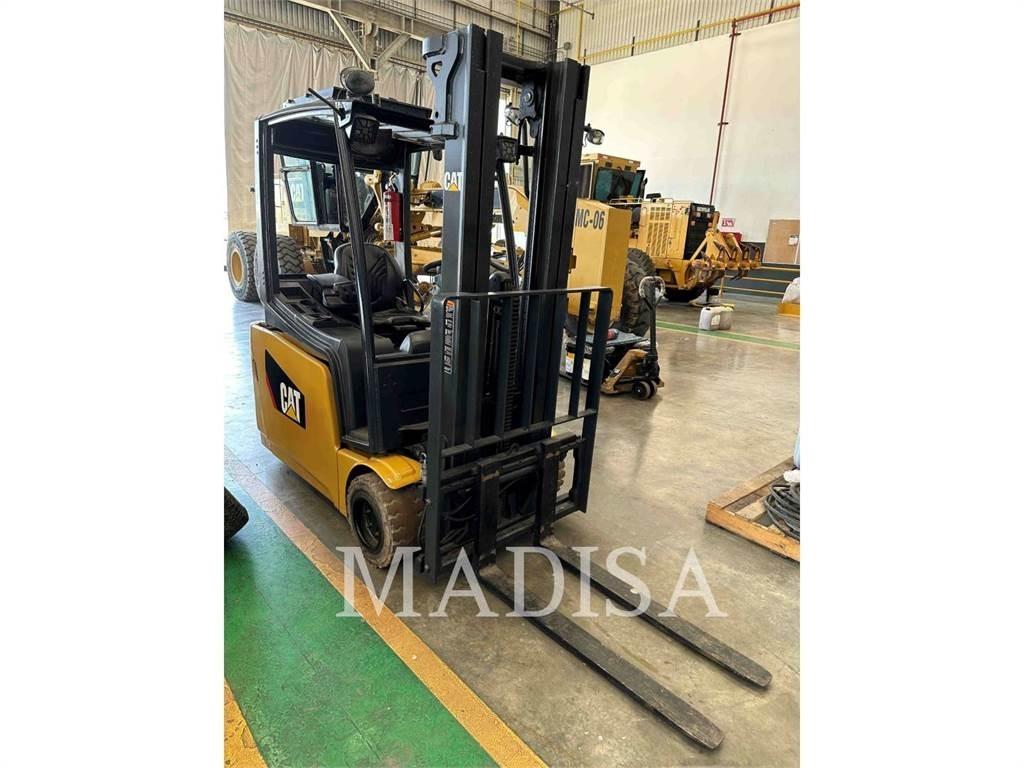 CAT LIFT TRUCKS 2ET4000 Strivuitoare-altele