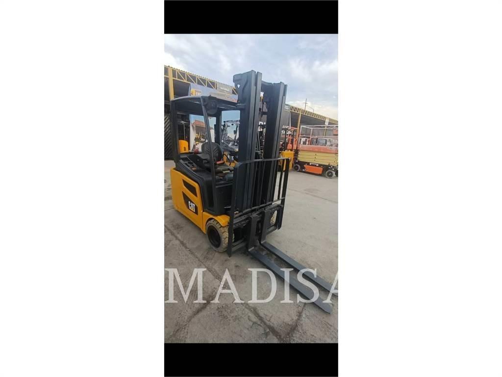 CAT LIFT TRUCKS 2ET4000 Strivuitoare-altele