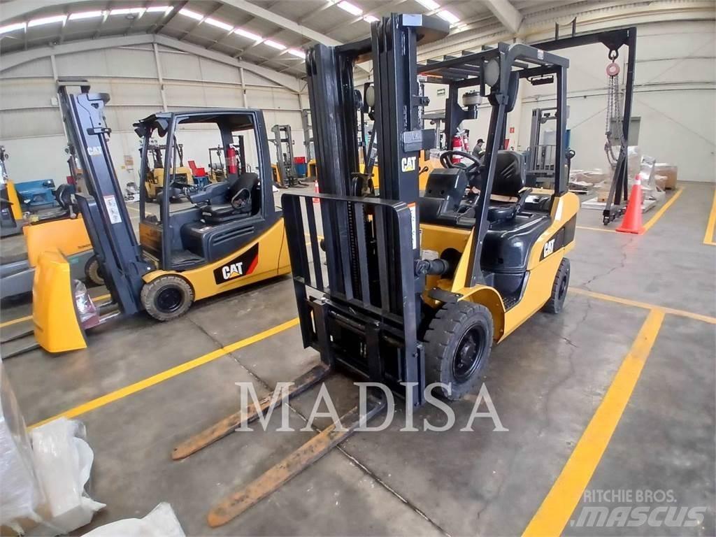 CAT LIFT TRUCKS DP25NM Strivuitoare-altele