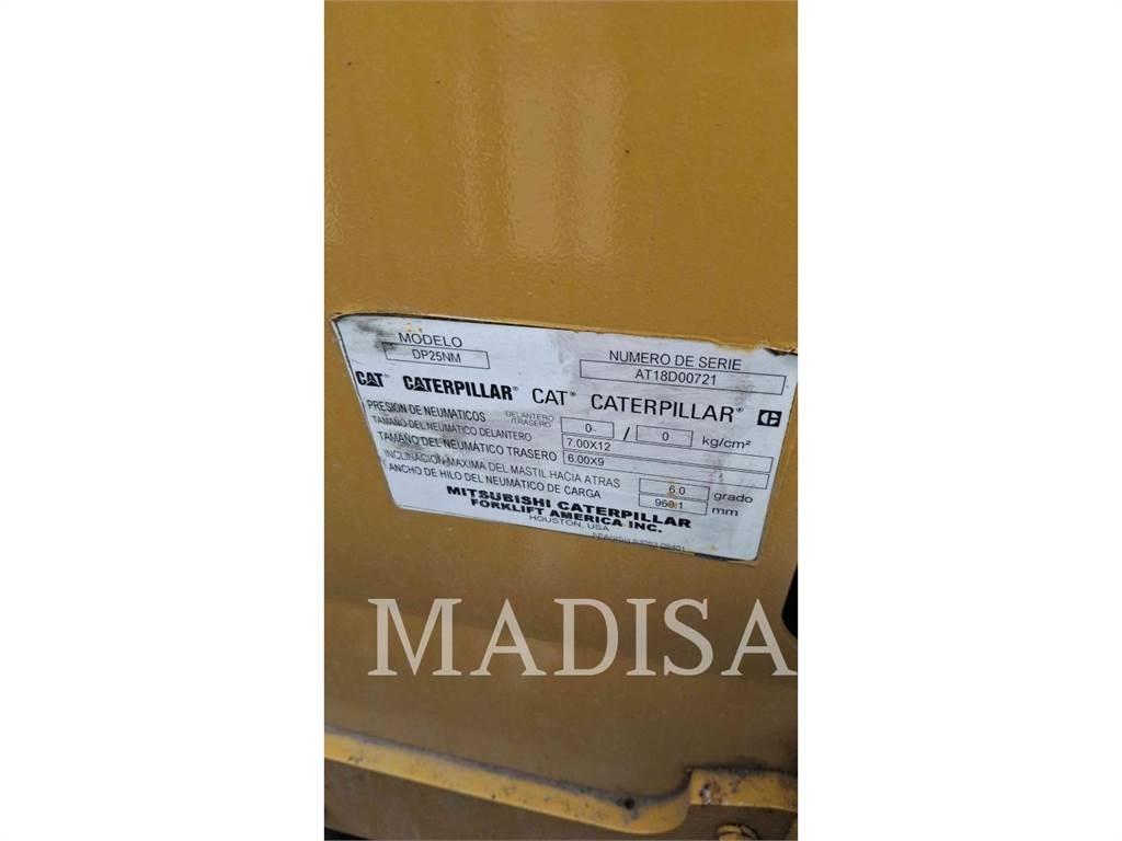 CAT LIFT TRUCKS DP25NM5 Stivuitor diesel