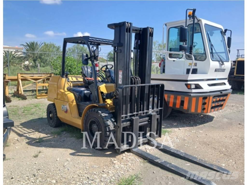 CAT LIFT TRUCKS DP50CNM Stivuitor diesel