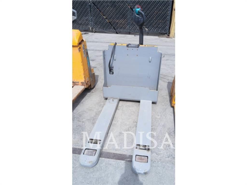 CAT LIFT TRUCKS EJE120E Utilaje de manevrarea a bustenilor