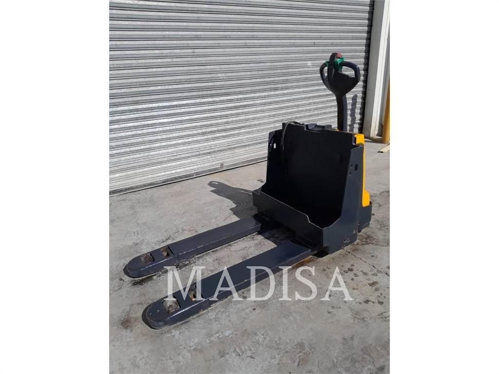 CAT LIFT TRUCKS EJE120E Masinute Golf