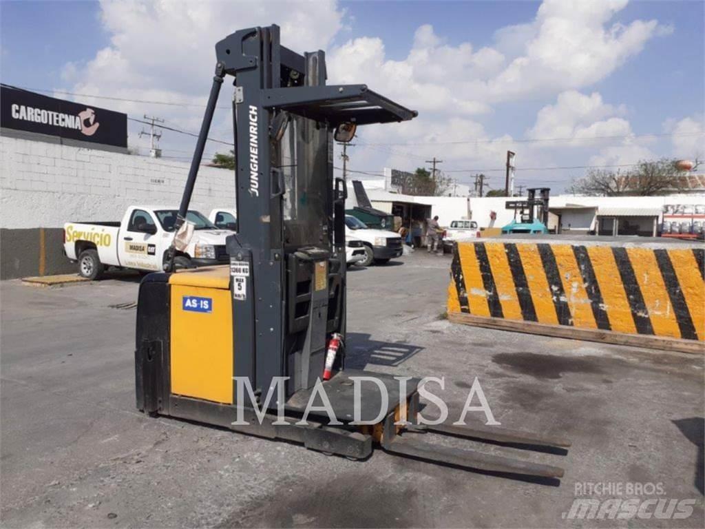 CAT LIFT TRUCKS EKS308 Stivuitor electric