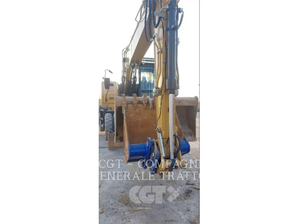 CAT M314 Excavatoare cu roti