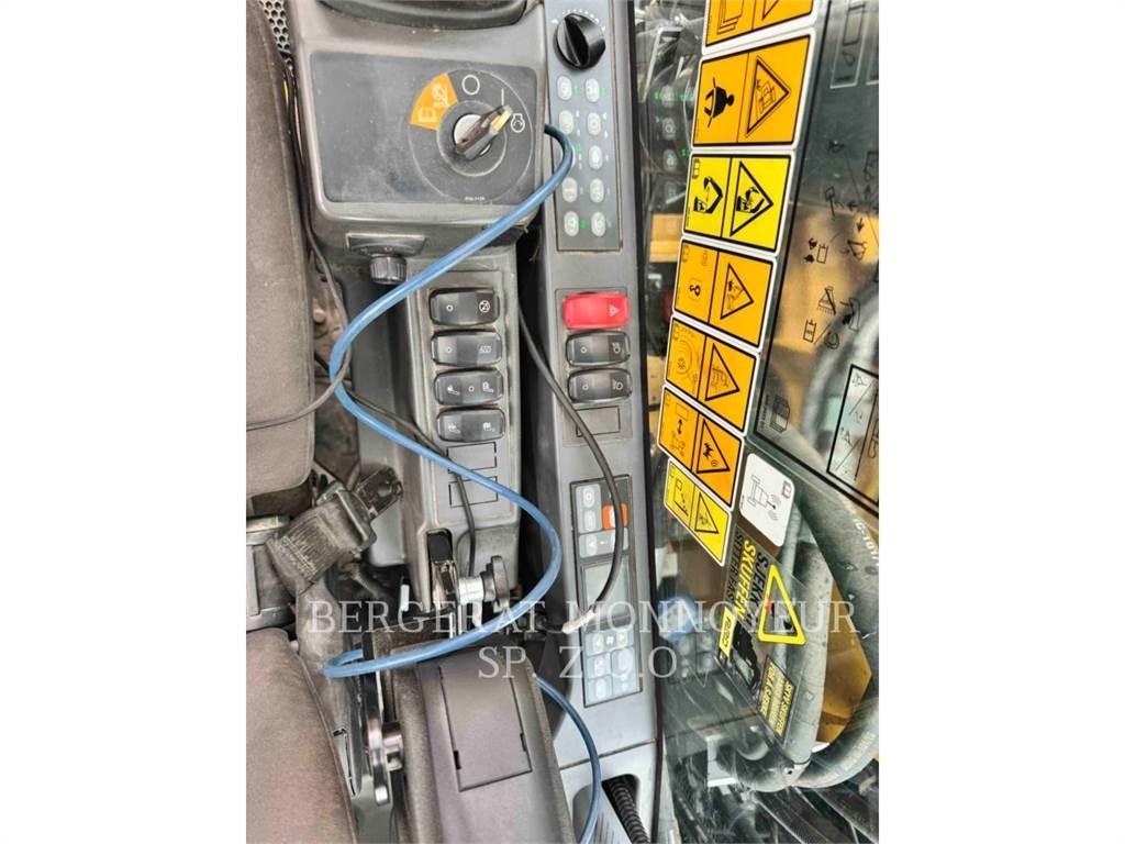 CAT M314F Excavatoare cu roti