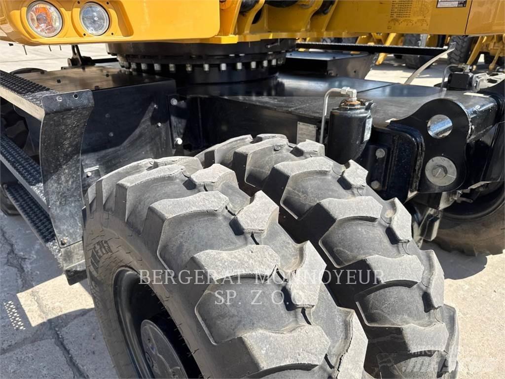 CAT M316 Excavatoare cu roti