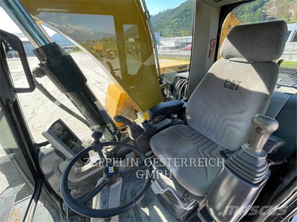 CAT M316D Excavatoare cu roti