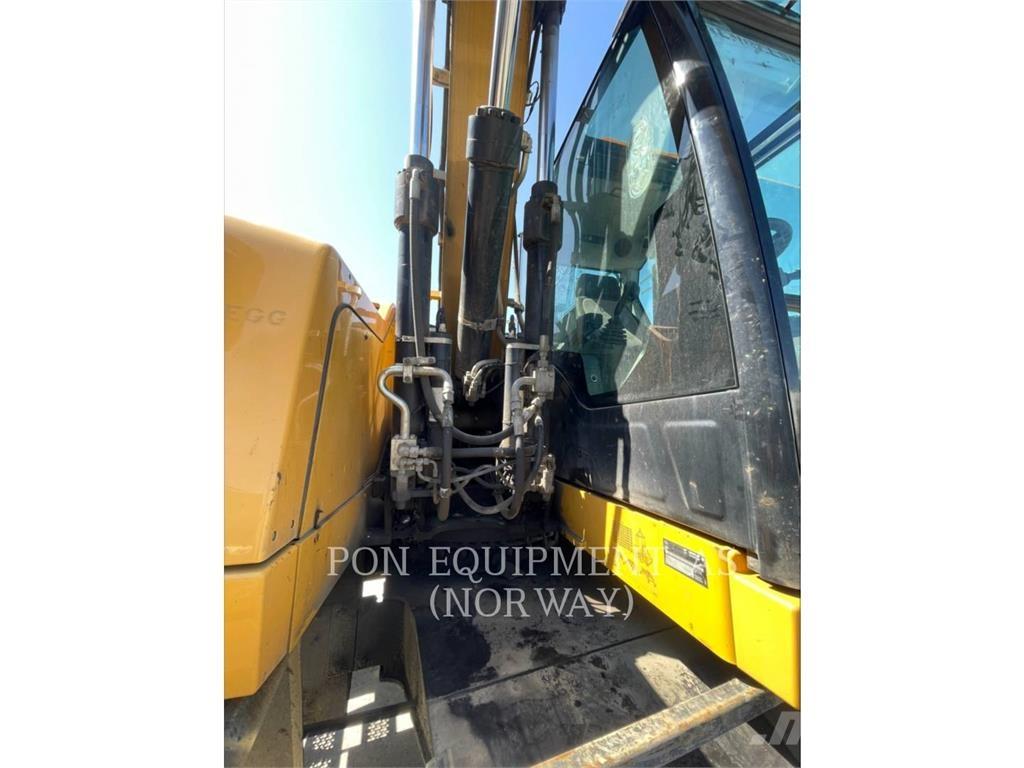 CAT M317F Excavatoare cu roti