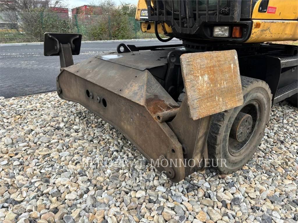CAT M318C Excavatoare cu roti