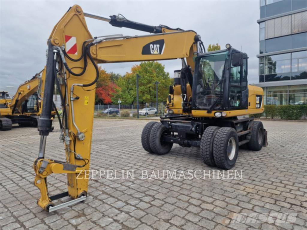 CAT M318D Excavatoare cu roti