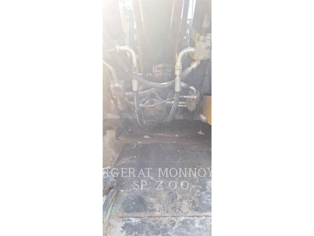 CAT M318F Excavatoare cu roti