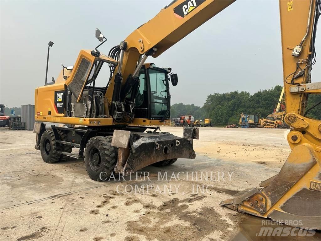 CAT M322F Excavatoare cu roti
