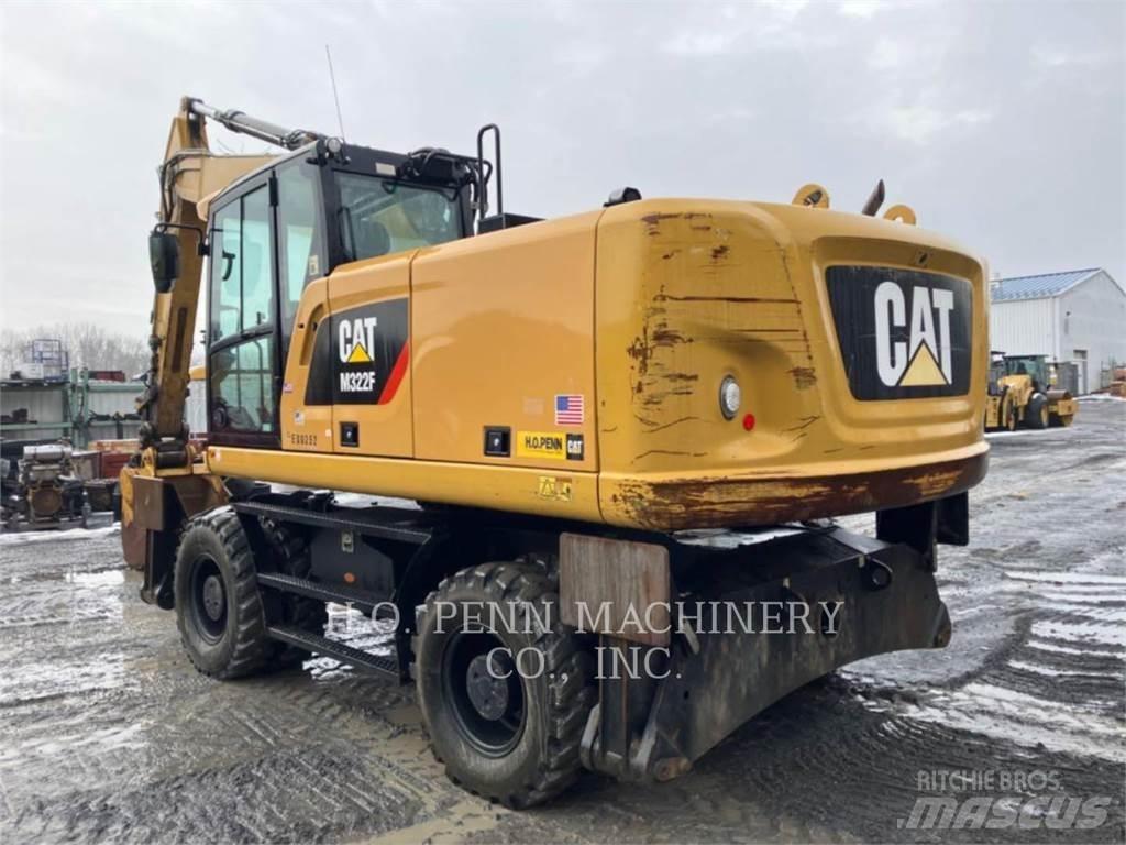 CAT M322F Excavatoare cu roti