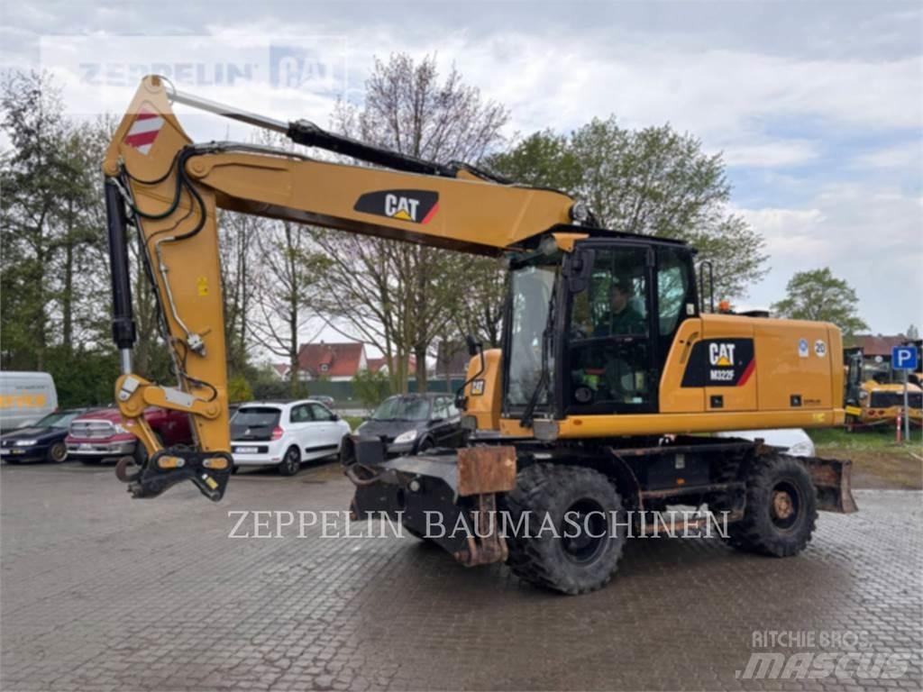 CAT M322F Excavatoare cu roti