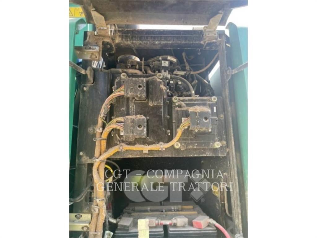 CAT MH3022 Excavatoare cu roti