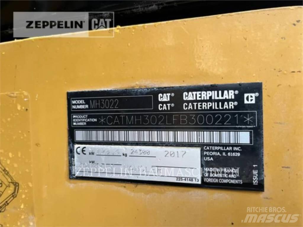 CAT MH3022 Excavatoare de demolare