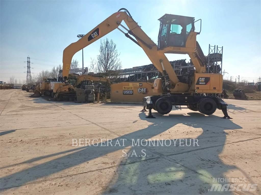 CAT MH3022 Excavatoare cu roti