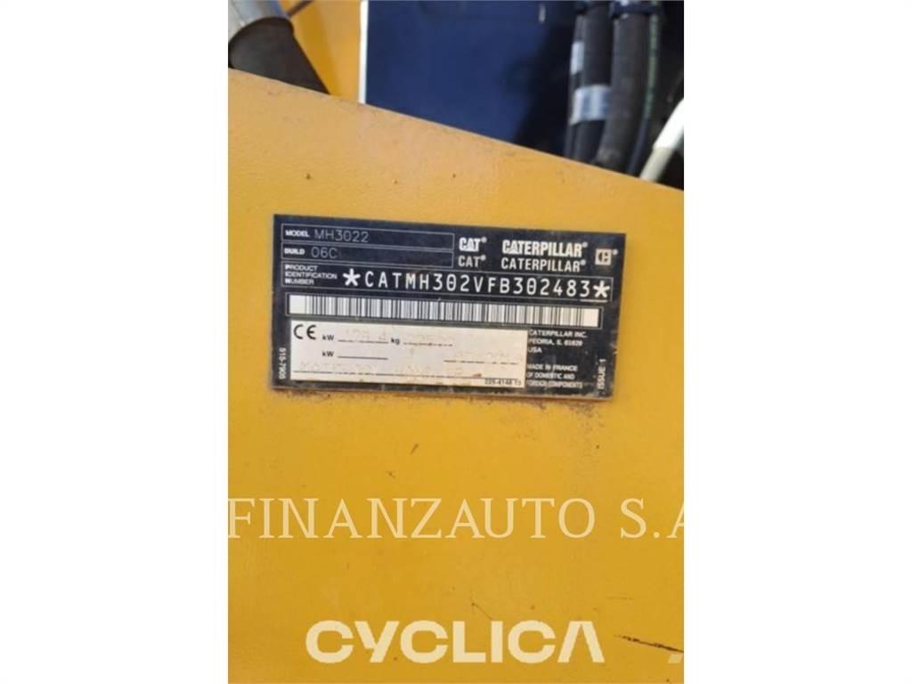 CAT MH3022 Excavatoare cu roti