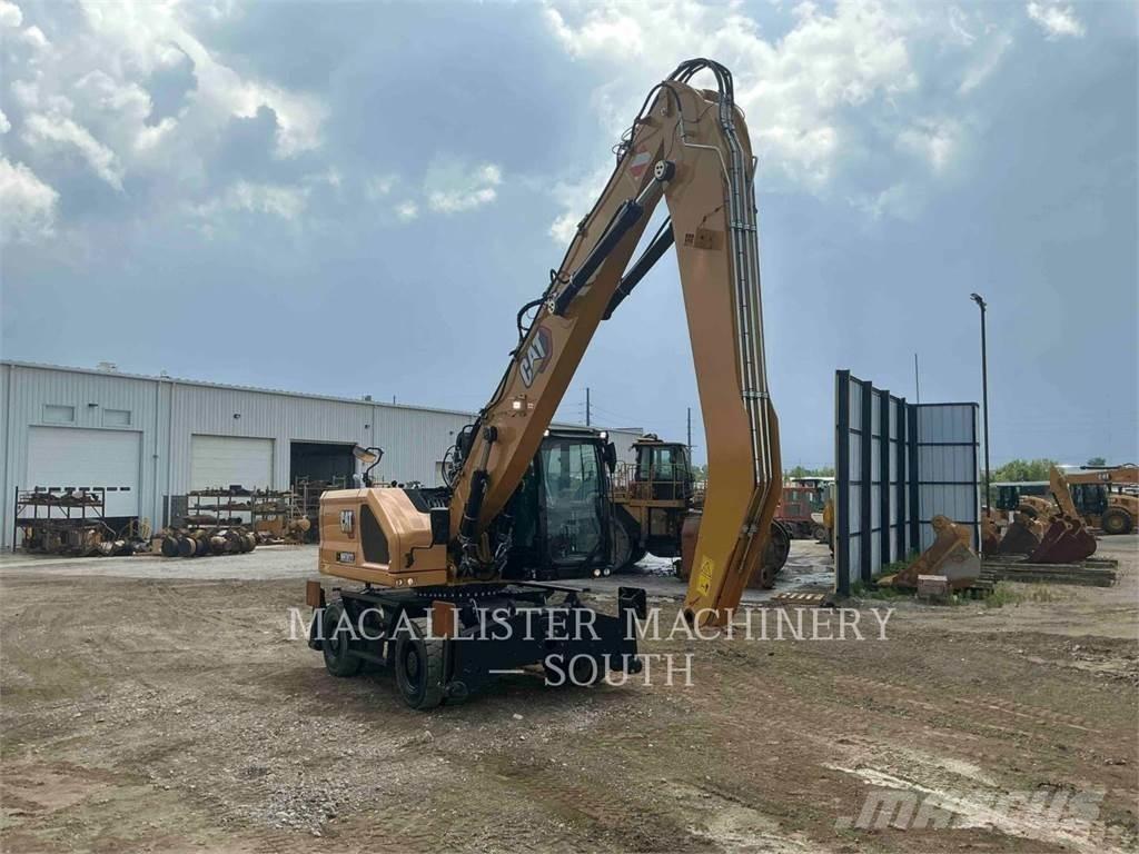 CAT MH3022 Excavatoare cu roti