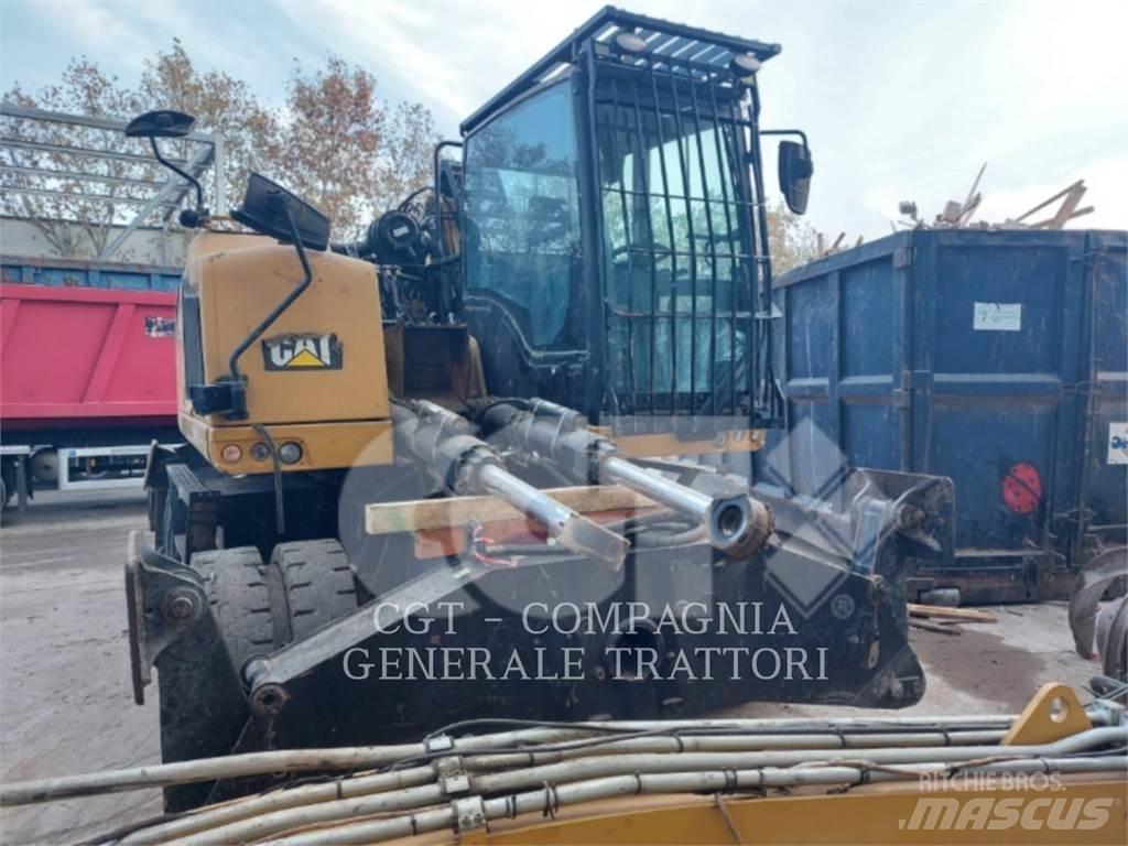CAT MH3024 Excavatoare cu roti