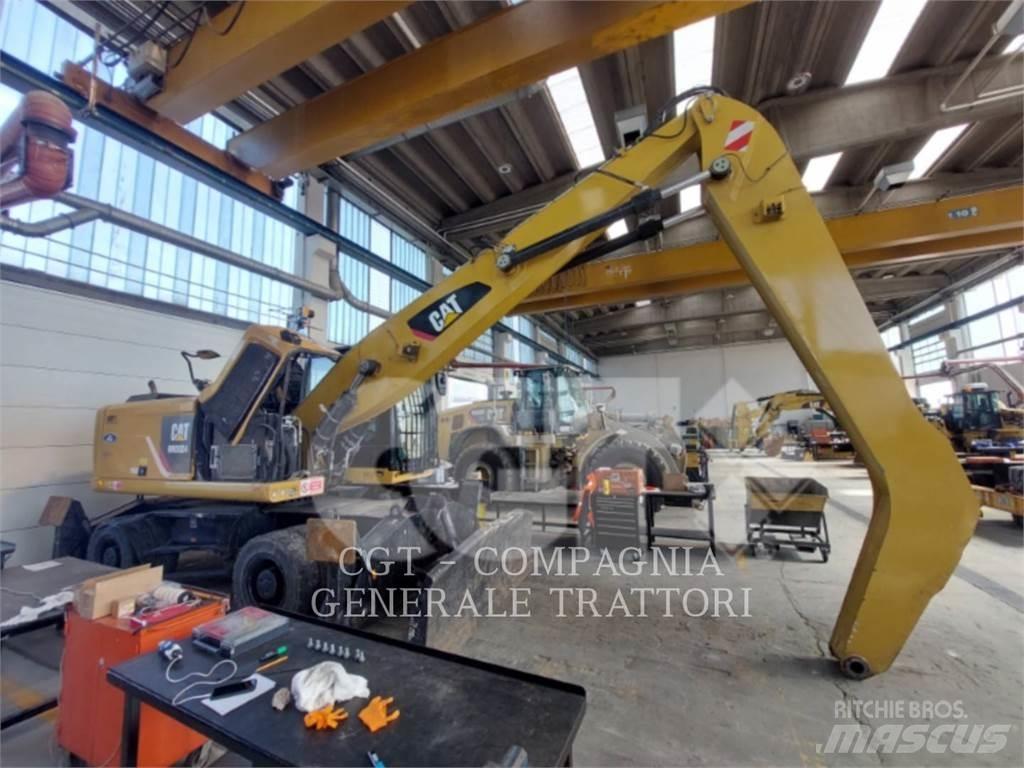 CAT MH3024 Excavatoare cu roti